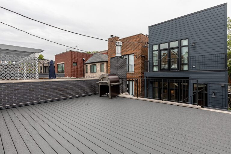 Rooftop deck with long asphalt colored design for a modern finish