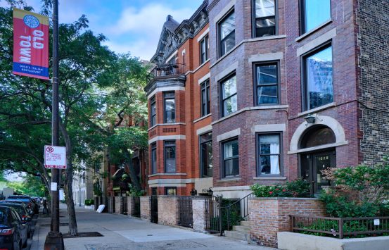 Chicago Old Town Neighborhood